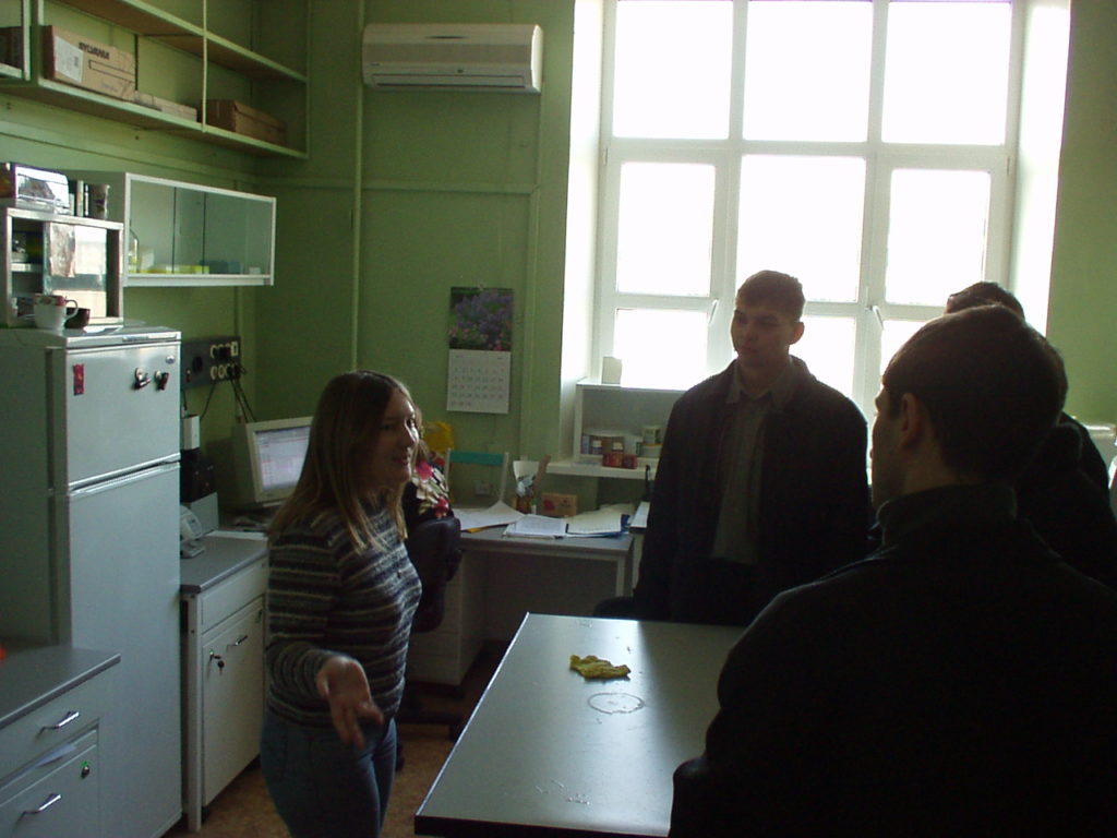 В лаборатории одной из баз в ИМБ РАН